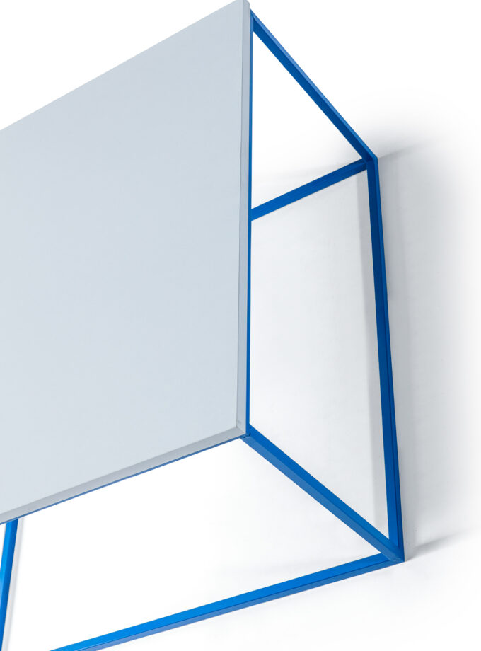 MILVAKI ORTA SEHPA / Mavi-Beyaz