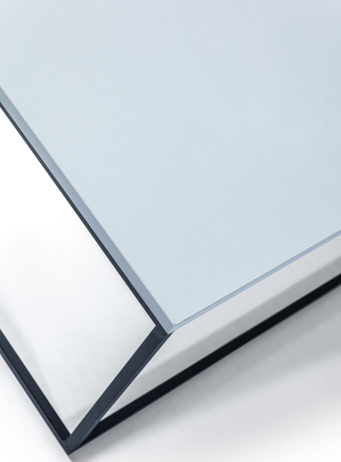 MILVAKI ORTA SEHPA / Siyah-Beyaz