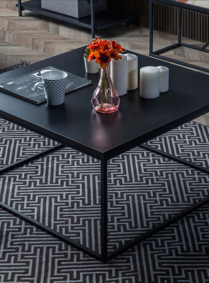 MILVAKI ORTA SEHPA / Siyah-Siyah