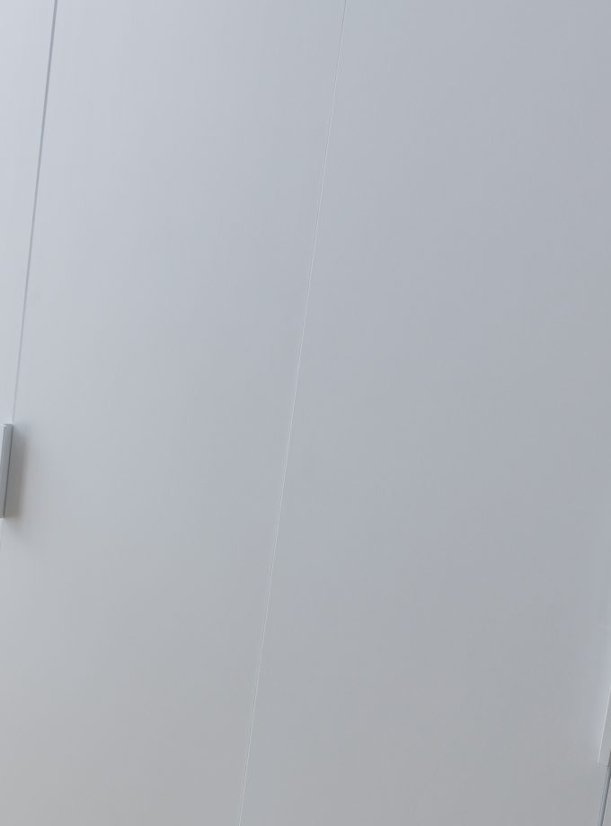 Swan 5 Kapaklı Dolap