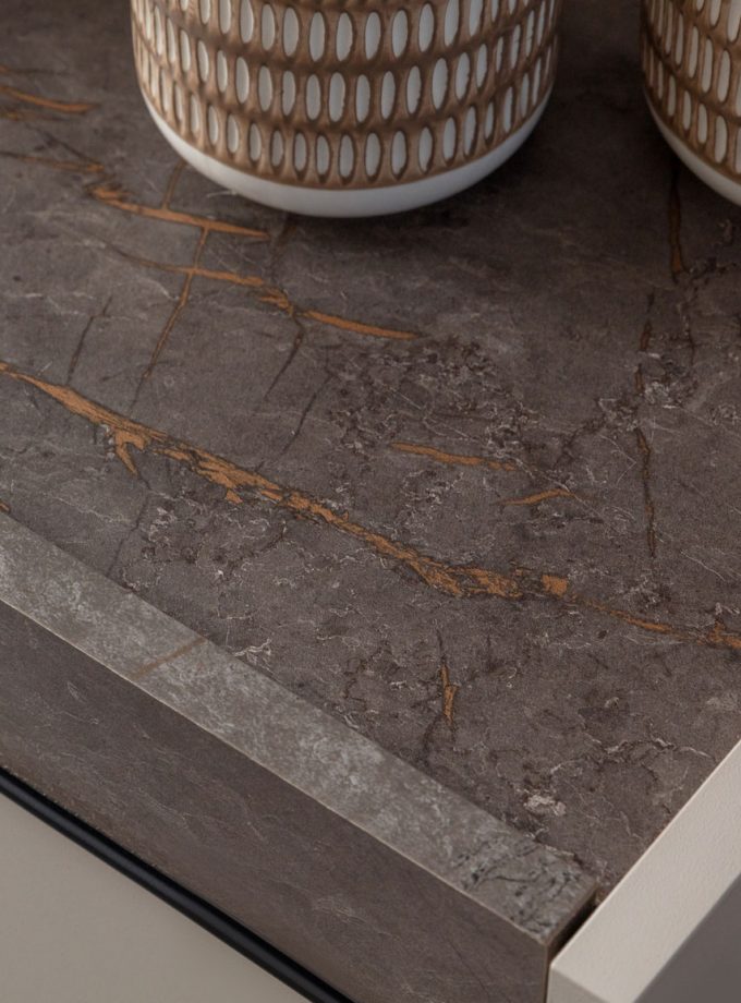 BESKAR KUMTAŞI TV ÜNİTESİ